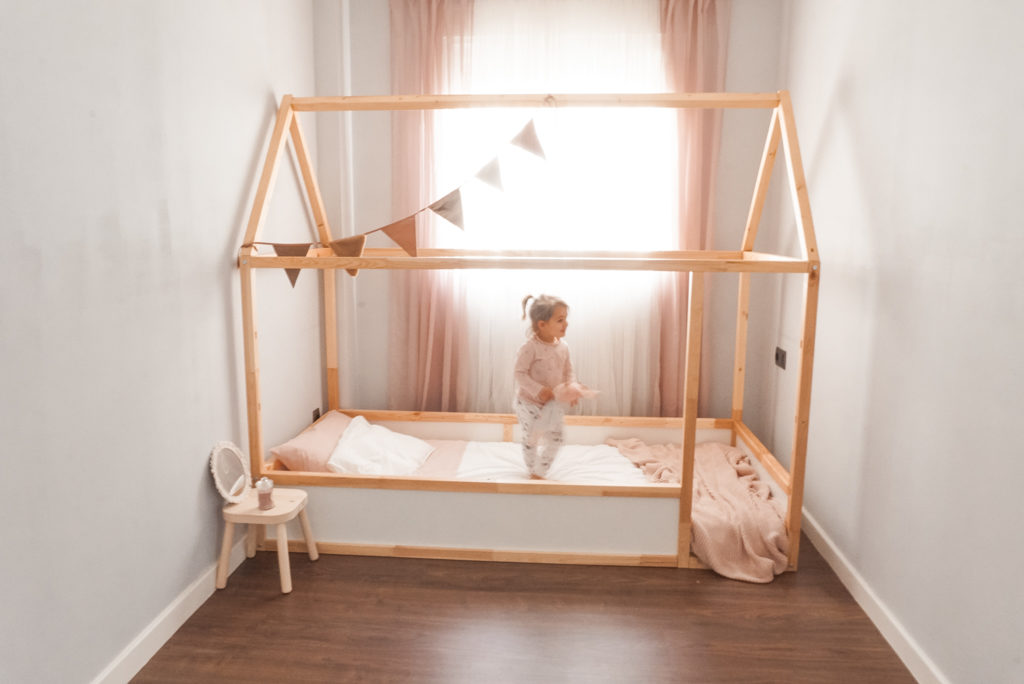 Cama Montessori - Hack Ikea KURA - family Trip